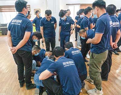 �격����-����Ʒ������