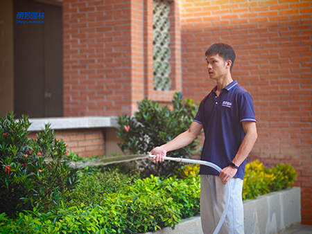 �격����-����Ʒ������