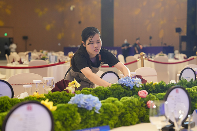 �격����-����Ʒ������