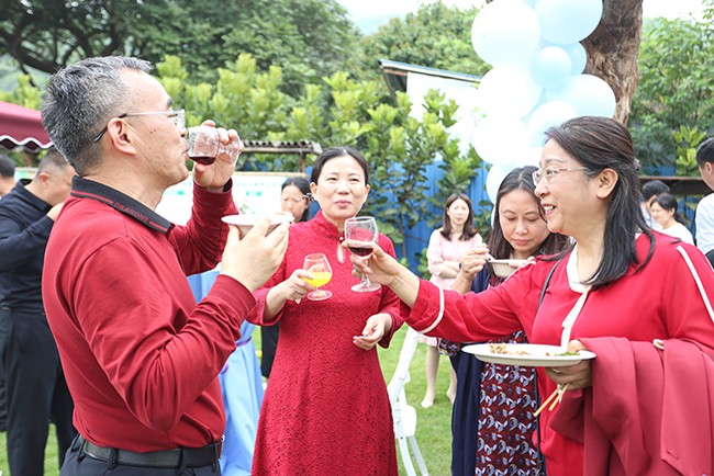 �격���������