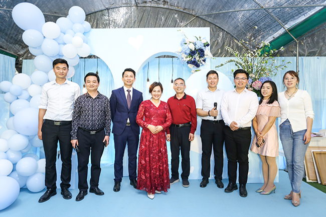 �격���������