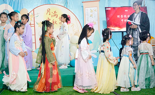 �격����������������