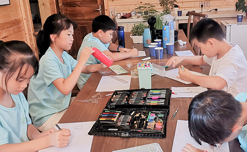 �격������������Ӫ