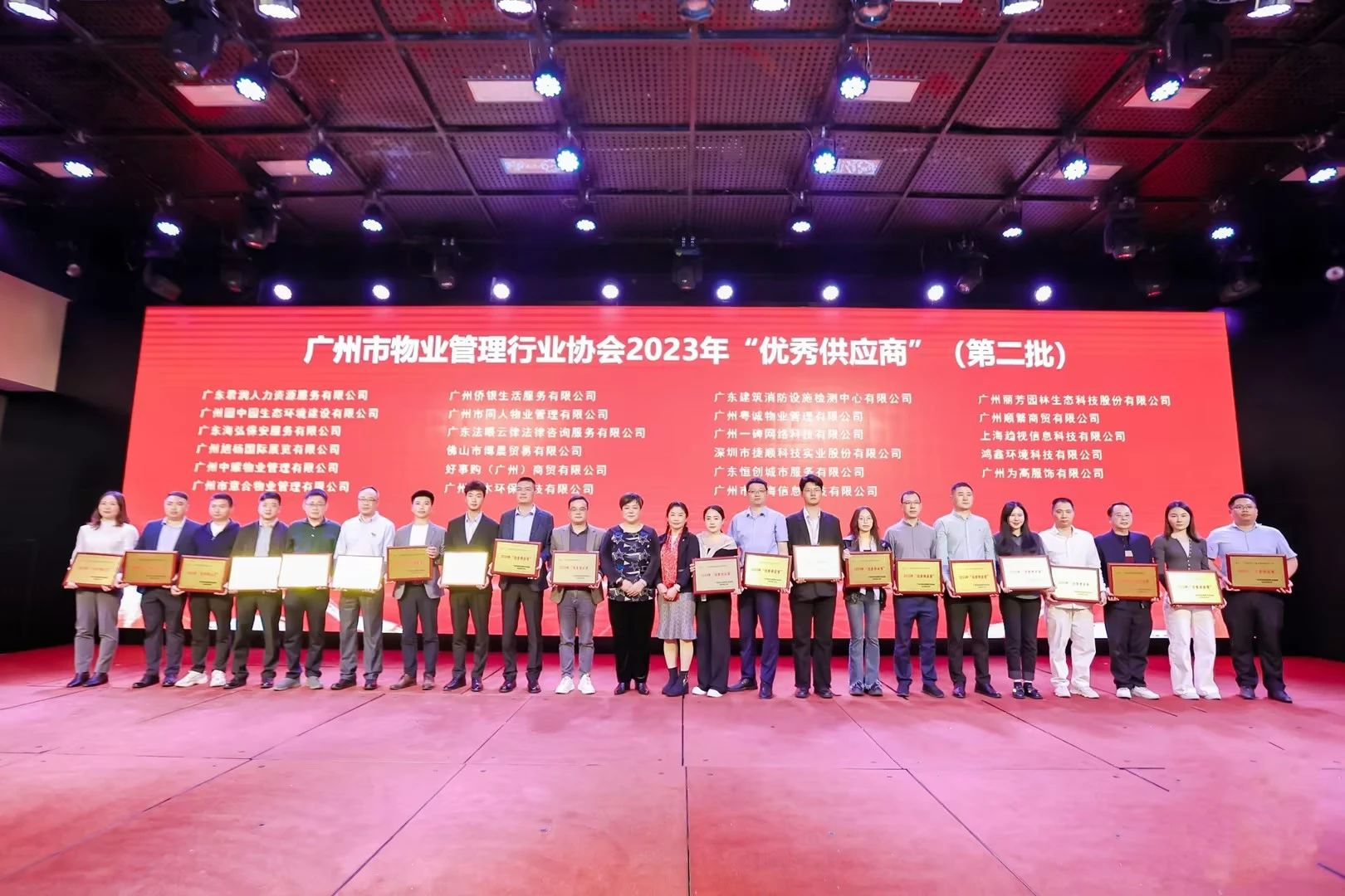 �격����-����Ʒ������