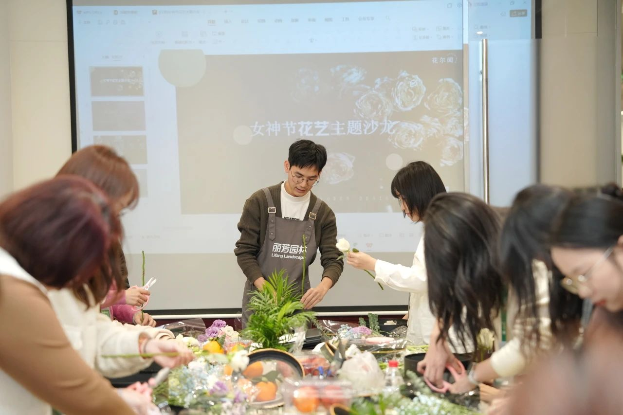 �격����-����Ʒ������