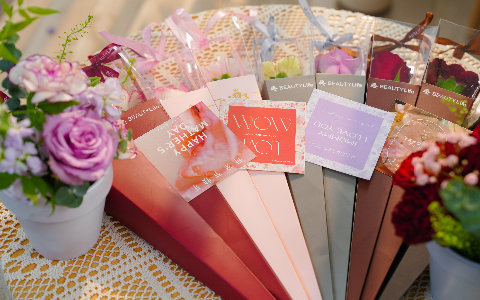 5.12ĸ�׽� | �����������������ǵ���������һ�ݣ�