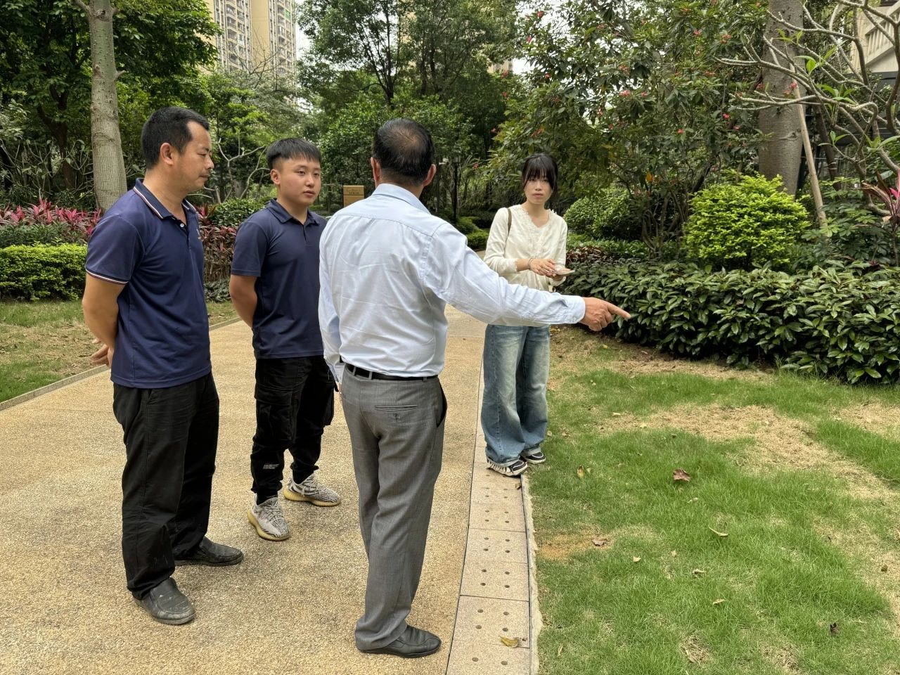 �격����-����Ʒ������