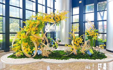 ֲ�����ް��� | �격����԰��Я�ַ�ɽ����㳡������ɫ�칫�±��